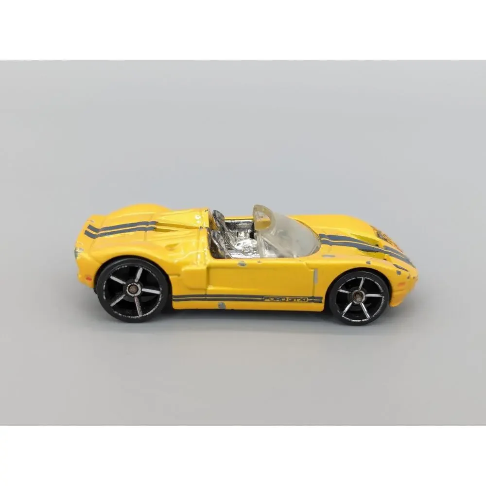 Mattel Hot Wheels Ford GTX-1 Yellow 2007 First Editions 1:64 Car